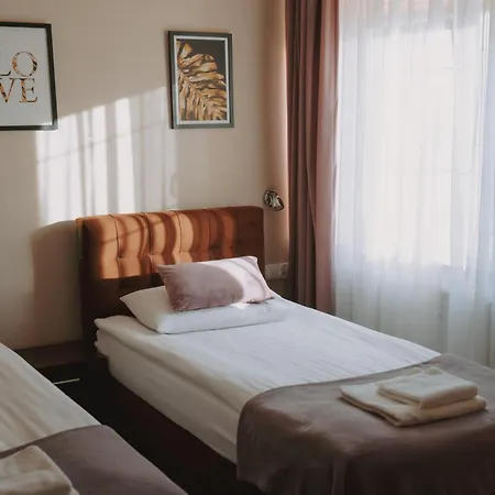 Paula 3* بولانيكا- زدروي