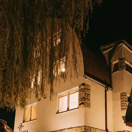 Paula فندق مبيت وإفطار 3*